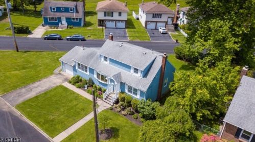 536 Oak St, Roselle Park, NJ 07204-1130