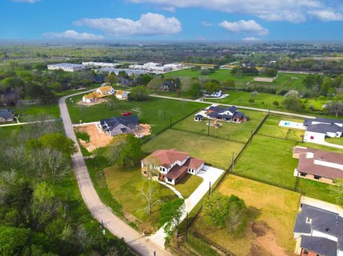 6118 Cheridan Cir, Richmond TX  77406-0076 exterior