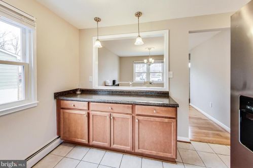 4326 Granby Rd, Woodbridge VA  22193-2514 exterior