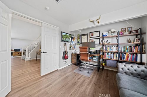 22114 Pamplico Dr, Santa Clarita CA  91350-2186 exterior