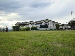 17465 Harpold Rd, Malin, OR 97632-9786