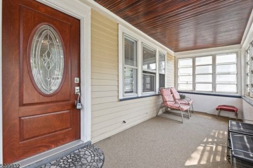 619 Filbert St, Roselle Park, NJ 07204-1332