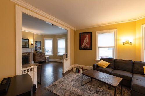 144 Wentworth Ave, Providence RI  02905-2706 exterior