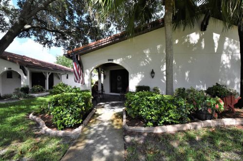 3472 Tarpon Woods Blvd, Palm Harbor, FL 34685-2128