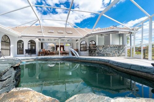 3605 Aruba Ct, Punta Gorda FL 33950-8121 exterior