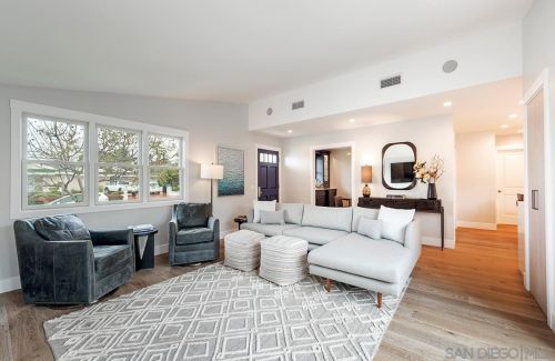 3077 Ducommun Ave, San Diego CA 92122-2221 exterior