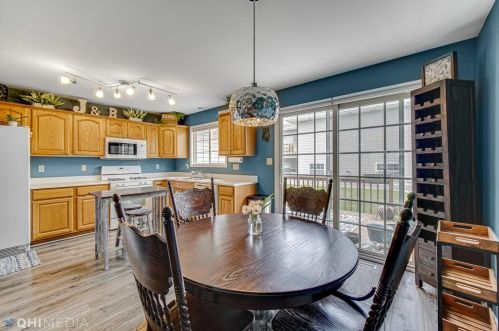 11625 Homestead Vlg Ct, Dyer IN 46373-9141 exterior