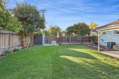612 Catalina Way, Modesto CA  95350-4213 exterior