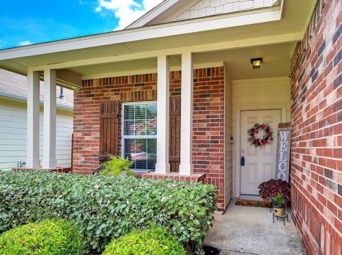 17310 Hannah Oaks Ln, Humble, TX 77396-3095