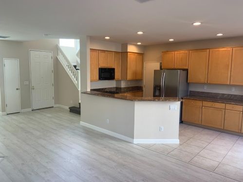 136 Northampton Ln, Belmont CA  94002-4131 exterior
