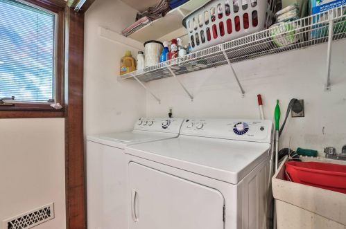 3024 Triplecrown Dr, North Bend OH  45052-9607 exterior