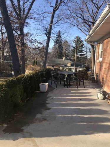 2855 Mount Carol Dr, Green Bay, WI 54311-5805