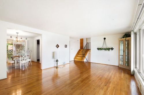 115 Wincanton Dr, New Kensington, PA 15068-4665