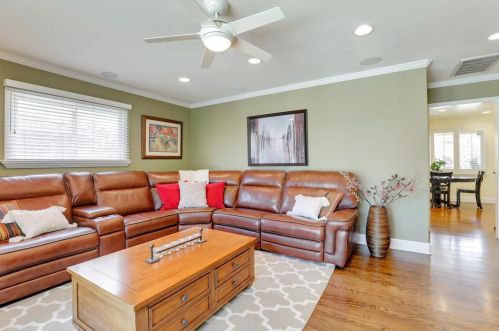 1532 Carmel Dr, San Jose CA  95125-1831 exterior