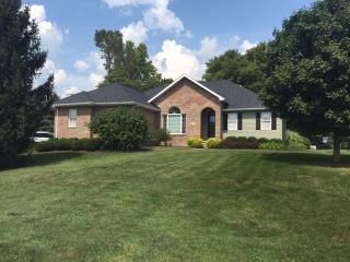 918 Golfview Dr, Chillicothe, OH 45601-8030