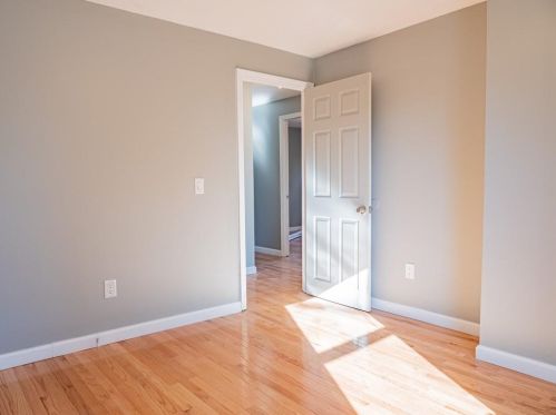 12 Time St, North Providence RI  02904-4721 exterior