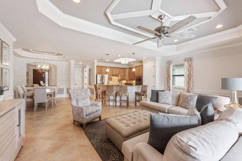 2878 Aviamar Cir, Naples FL  34114 exterior