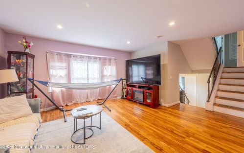 451 Middle Rd, Hazlet NJ  07730-2483 exterior