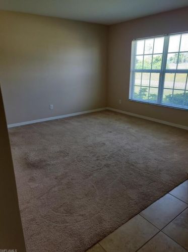 1913 16th Pl, Cape Coral, FL 33909-5423
