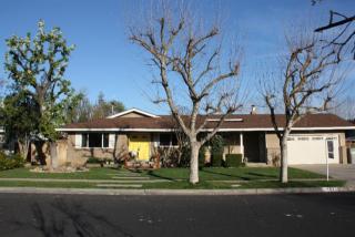 6082 Colonial Ave, Fresno, CA 93704-1616