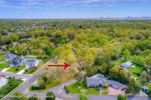 2278 Burroughs Ave, Northfield NJ  08225-1095 exterior