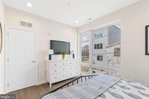 2013 C St, Philadelphia PA  19122-3401 exterior