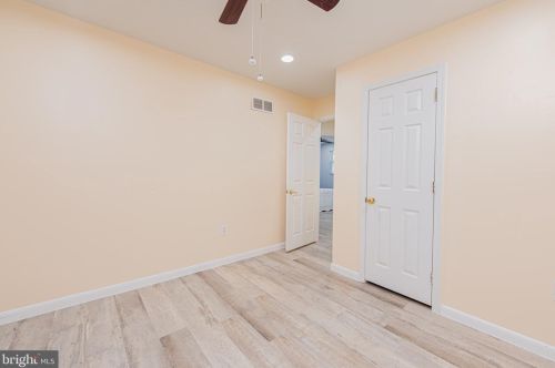 25 Bacon Ct, Dover DE  19901-2572 exterior