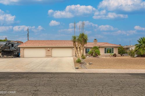 3564 Fiesta Dr, Lake Havasu City, AZ 86404-2250