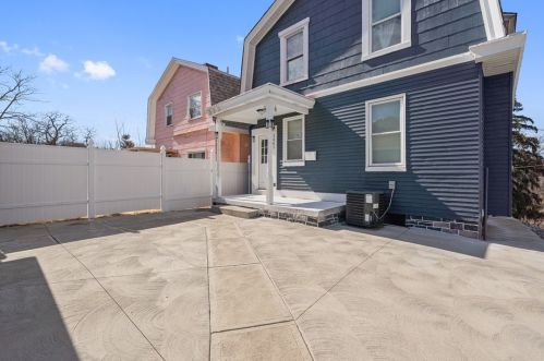 1601 Napoleon St, Pittsburgh PA  15216-3217 exterior