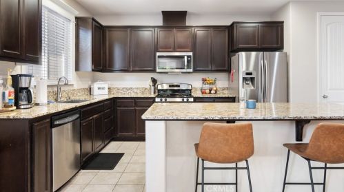 3189 Rogue River Dr, Chico CA  95973-8295 exterior