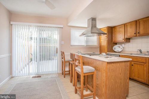 132 Ardwick Ter, Lansdale PA 19446-4925 exterior