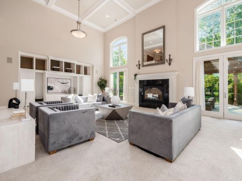 2650 Colts Neck Rd, Blacklick OH  43004-8634 exterior