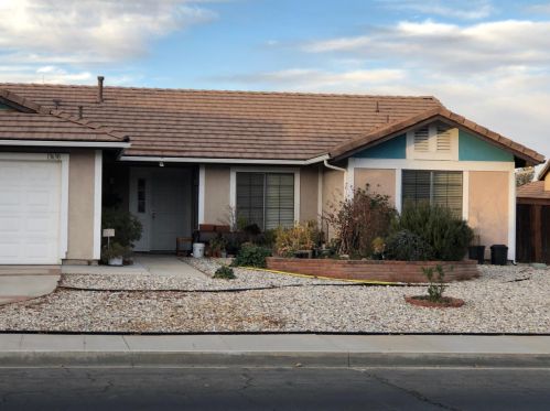 13630 Northstar Ave, Victorville, CA 92392-8880