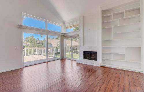 1353 Timberpond Dr, El Cajon CA  92019-3619 exterior