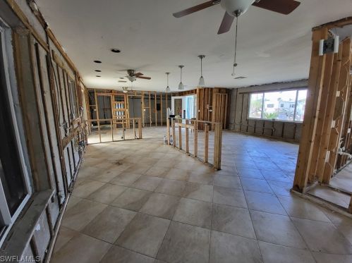 32 Fairview Blvd, Fort Myers Beach FL  33931-4565 exterior