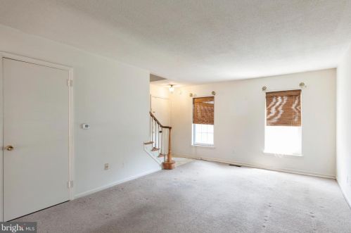 144 Wellington Ter, Lansdale PA  19446-4960 exterior