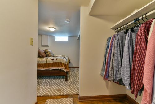 3281 68, Milwaukee WI 53213-3930 exterior