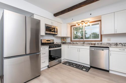 3590 Glen Park Rd, Waukesha WI  53151-5222 exterior