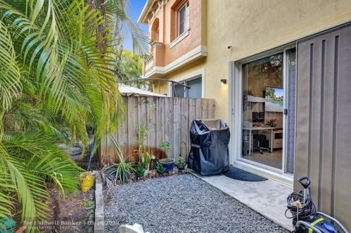 8905 18 St, Hollywood FL 33028-1734 exterior