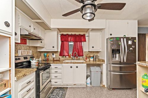 73420 18th Ave, Desert Hot Springs CA  92241-7844 exterior