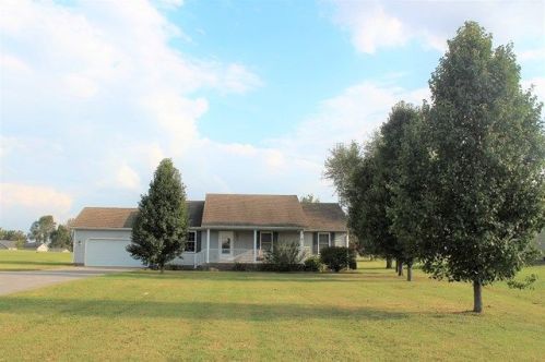 7451 Beulah Rd, Madisonville, KY 42431-9724
