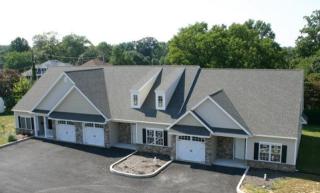 952 Elm Ave, Lancaster PA  17603-4843 exterior