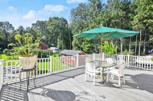 250 Cascade Rd, Stamford, CT 06903-4210