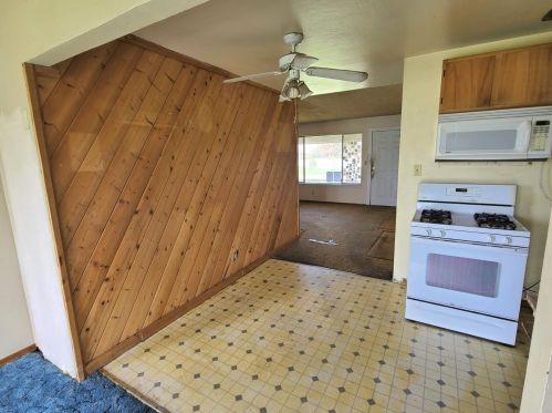 2406 I St, Rio Linda CA  95673-4618 exterior