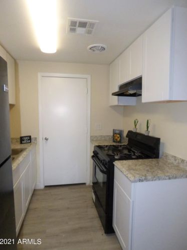5941 Cypress St, Phoenix AZ  85035-3538 exterior