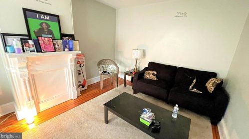 734 Chelten Ave, Philadelphia PA  19126-3712 exterior