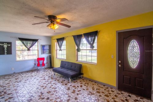 2874 50th Ave, Saint Petersburg, FL 33712-4338