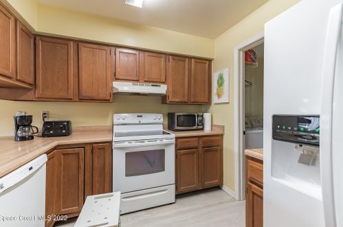 3172 Finsterwald Dr, Titusville FL  32780-4876 exterior