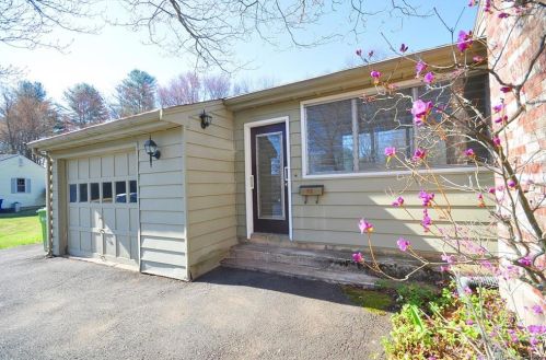 55 Foster Ln, Windsor CT exterior