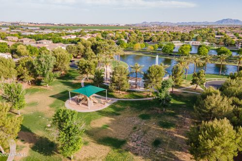 4027 Cullumber St, Gilbert AZ  85234-6082 exterior